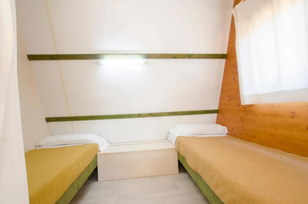 Camping Relax Ge Montrás